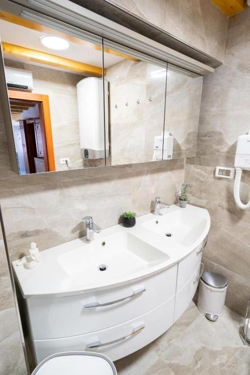 Apartment Fn Adriatic *